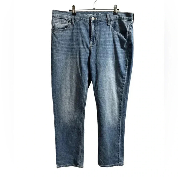 Old Navy Mid Rise Wow Boyfriend Straight Jeans Size 14 petite - Picture 1 of 5